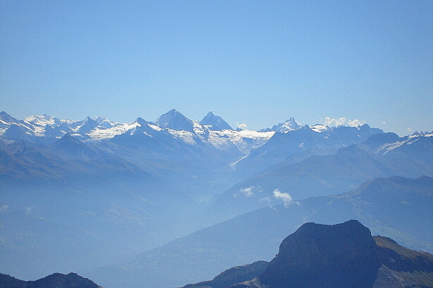 Monte Rosa (4634m), Weisshorn (4506m), Matterhorn (4478m)