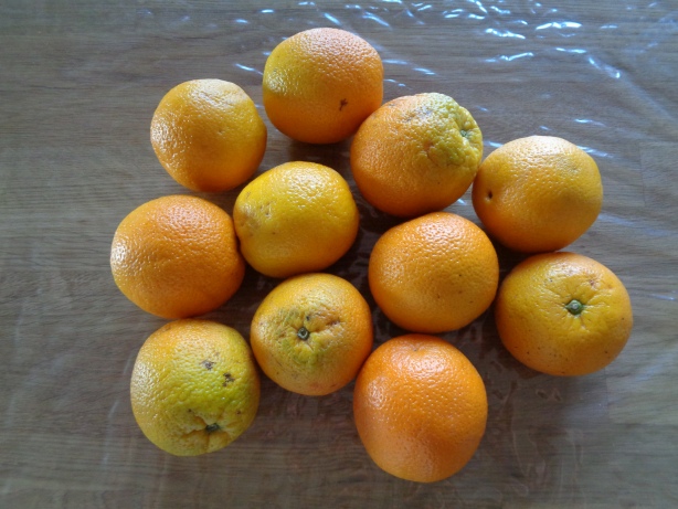 2.5 kilos of oranges