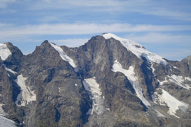 Piz Prievlus (3610m) and Piz Moteratsch (3751m)