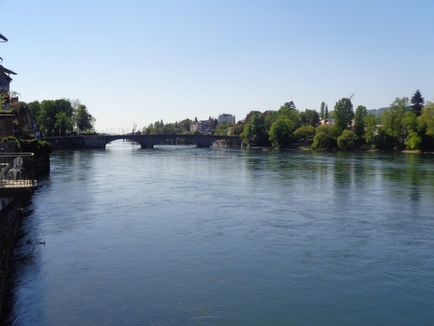 Rhein und alte Rheinbrücke
