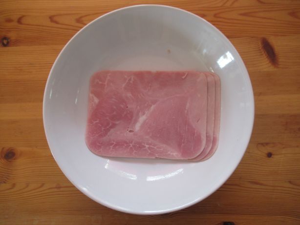 3 pieces of ham