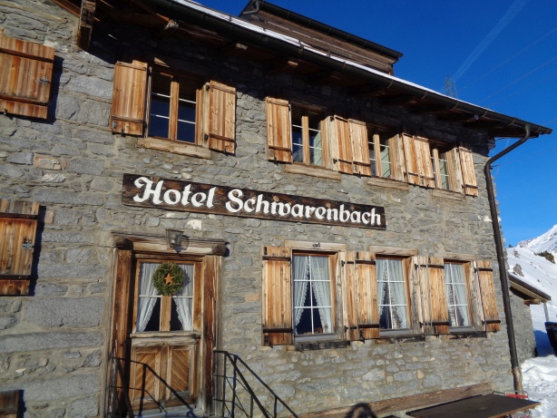 Hotel Schwarenbach (2060m)