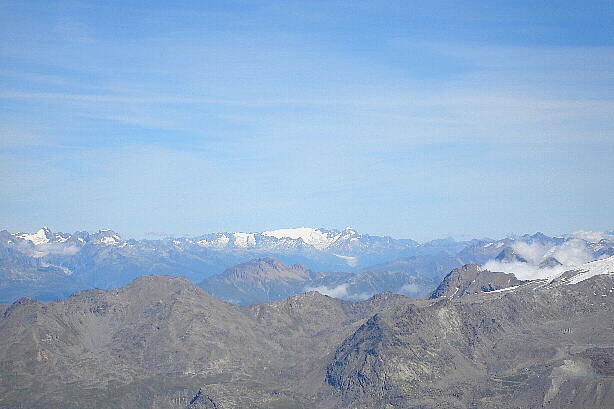 Dammastock (3630m) im Hintergrund