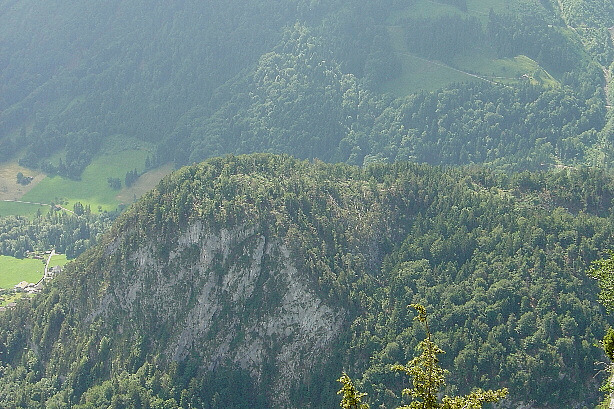 View down to the Burgfluh (981m)