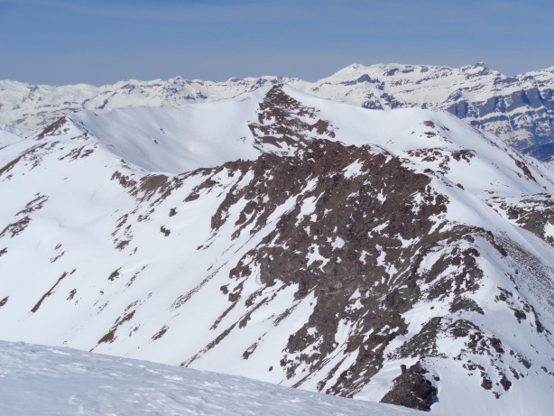 Ginalshorn (3027m) im Vordergrund