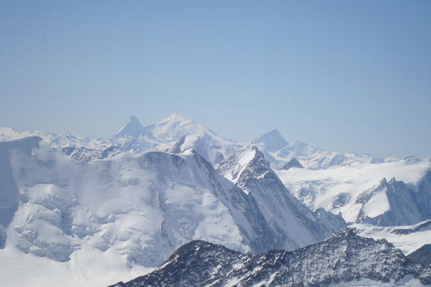 Matterhorn (4478m), Weisshorn (4506m), Dent Blanche (4357m)
