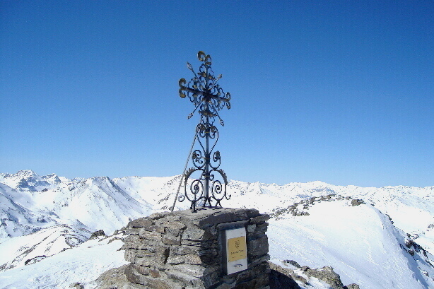Summit cross of Augstbordhorn (2972m)