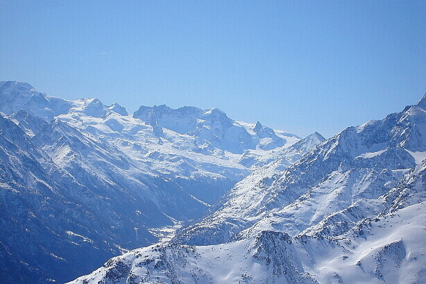 Castor (4228m) and Pollux (4092m), Zermatter Breithorn (4164m)
