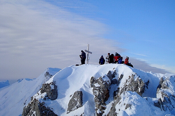 Gipfel Chrummfadeflue / Gustispitz (2074m)