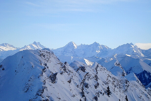 Bärglistock, Schreckhorn, Stubenfluh, Eiger, Mönch, Jungfrau