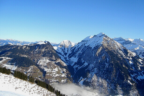 Wätterlatte (2007m), Morgenberghorn (2248m), Latrejespitz (2421m), Dreispitz (2520m)