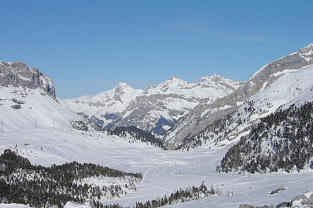 Sattelhorn (2375m), Bire (2502m), Zallershorn (2743m) und Dündenhorn (2862m)
