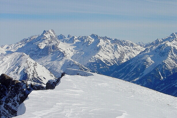 Titlis (3238m), Grassen (2946m), Fünffingerstöck (2993m)