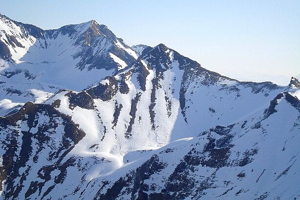 Winterhorn (2609m) and Drümännler (2436m)