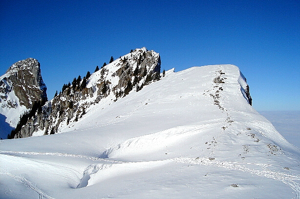 Stockhorn (2190m) and Solhorn (2017m)