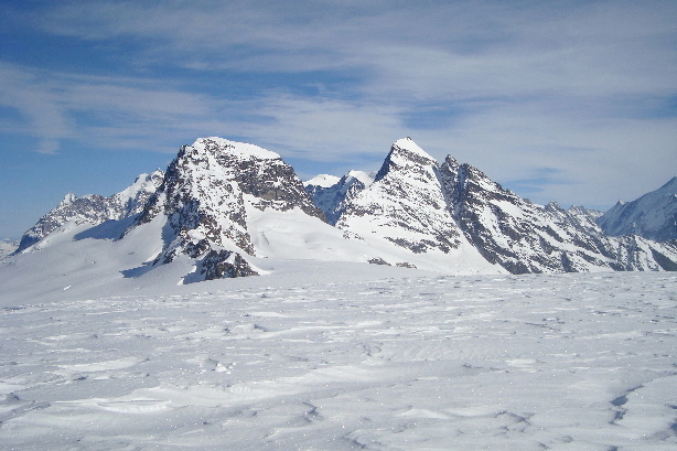 Tschingelhorn (3576m) and Lauterbrunnen Breithorn (3780m)