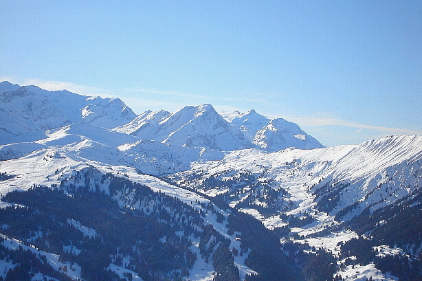 Lauener Rothorn (2276m), Spitzhorn (2807m), Mont Brun (2924m)