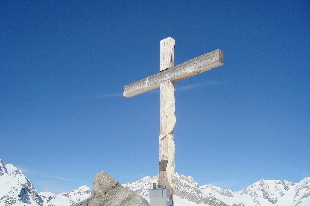 Summit cross of Sparrhorn (3021m)