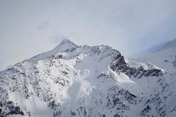 Wasenhorn / Punta Terrarossa (3246m) and Mäderhorn (2852m)