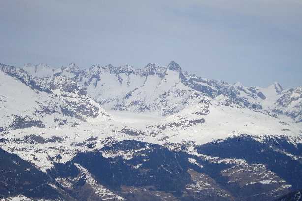 Great Aletsch glacier, Wannenhorn (3906m), Finsteraarhorn (4272m)