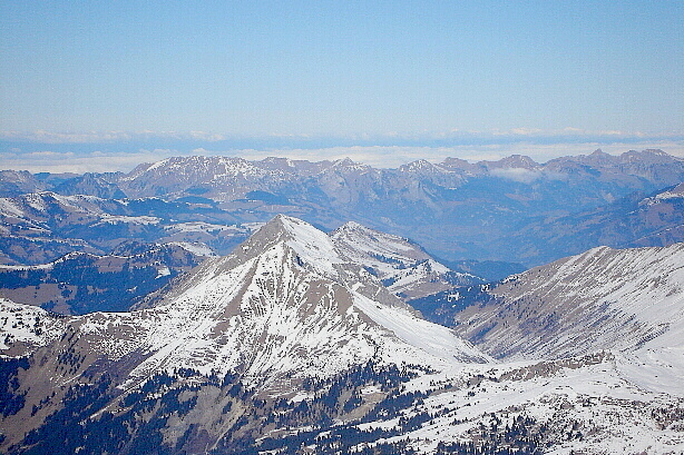 Hahnenschritthorn (2834m) im Vordergrund