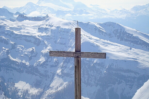 Summit cross of Grossstrubel / Wildstrubel / Adelbodnerstrubel (3243m)