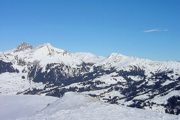 Giferspitz (2542m), Lauenenhorn (2477m), Wistätthorn (2362m), Albristhorn (2762m)