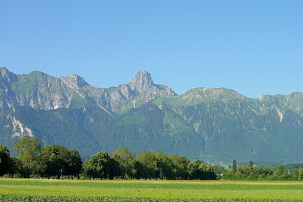 The Stockhorn (2190m) from Thun