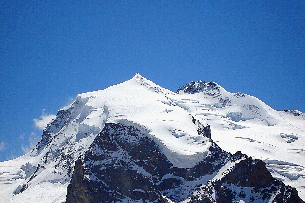 Monte Rosa mit Nordend (4609m) und Dufourspitze (4634m)