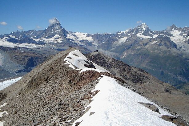 Matterhorn (4478m), Dent Blanche (4357m)