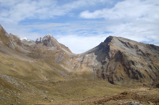 Restirothorn (2969m) and Loicherspitza (2843m)