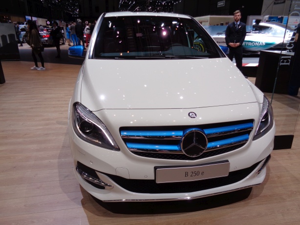 Mercedes B 250 e