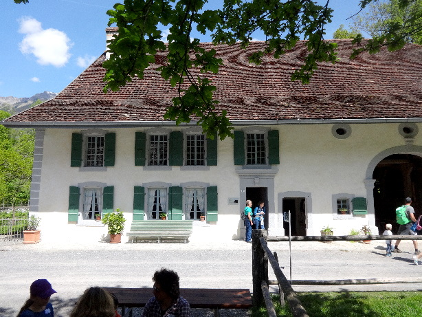 Mehrzweckhaus - Villars-Bramand VD