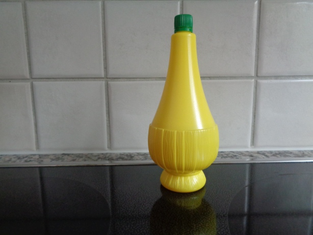 Ein Esslöffel Zitronensaft