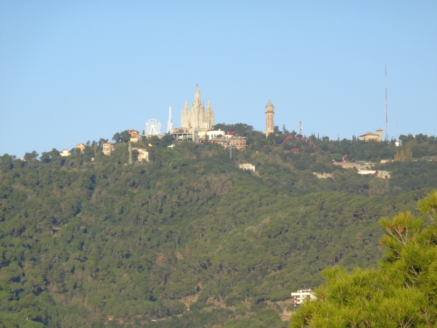 Tibidabo mit Temple Expiatori del Sagrat Cor