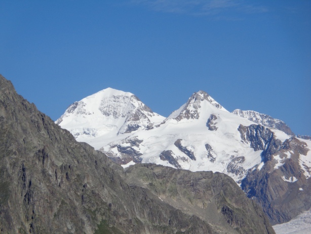 Mönch (4107m), Trugberg (3932m)