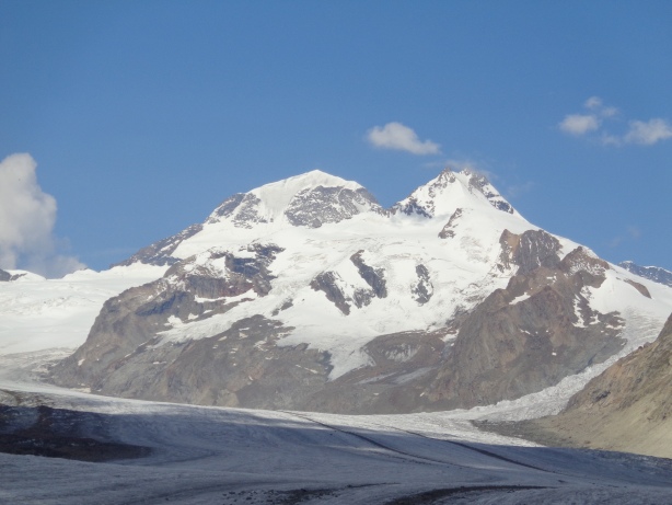 Mönch (4107m), Trugberg (3932m)
