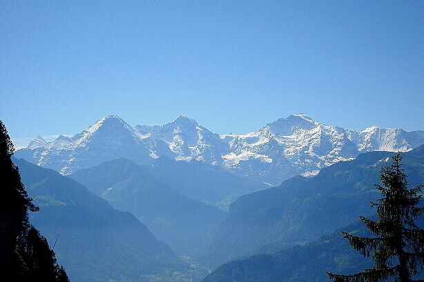 Eiger (3970m), Mönch (4107m) und Jungfrau (4158m)