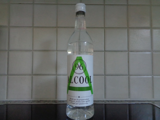 9 Deziliter Ethanol (Weingeist)