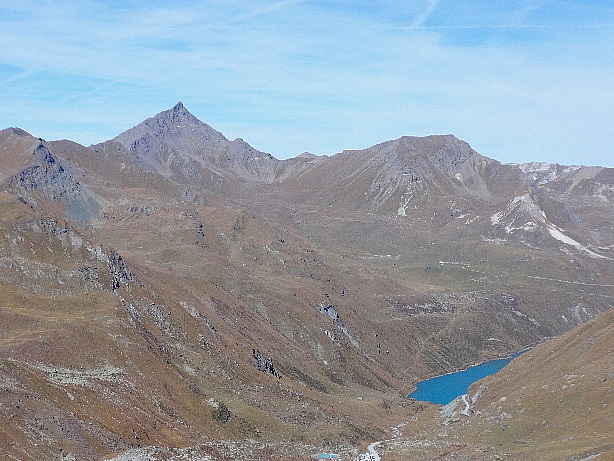 Sasseneire (3254m), Diablon (3053m), Lac de Moiry (2249m)