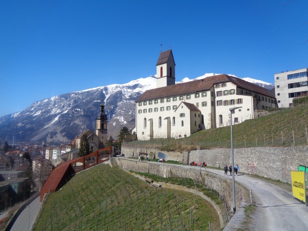 Kathedrale St. Mariä Himmelfahrt und Katholische Kirche St. Luzi