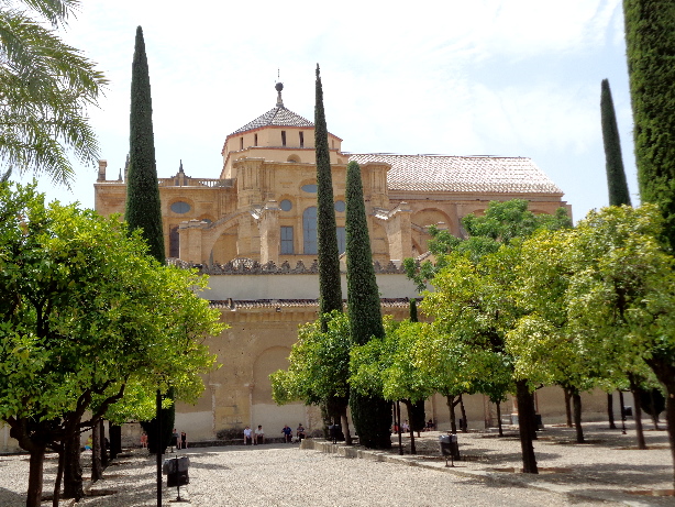 Mesquita mit Innenhof