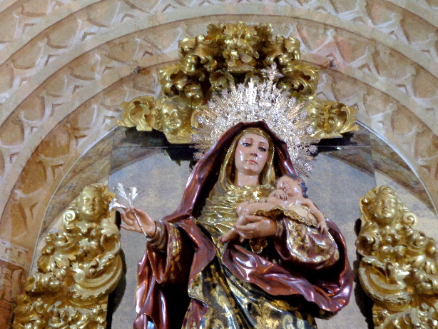 Interior view of Church / Iglesia San Francisco
