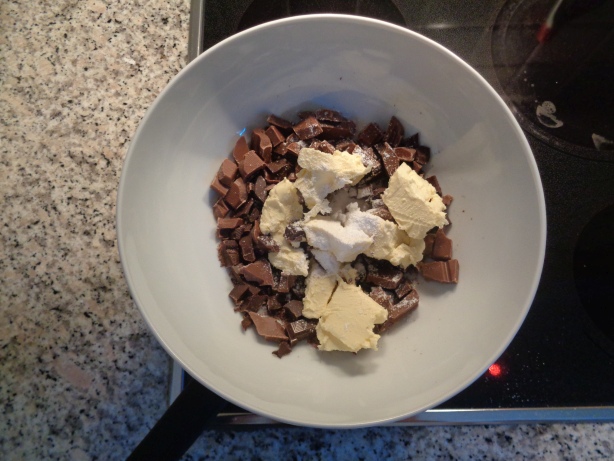 Butter und Vanillezucker dazugeben