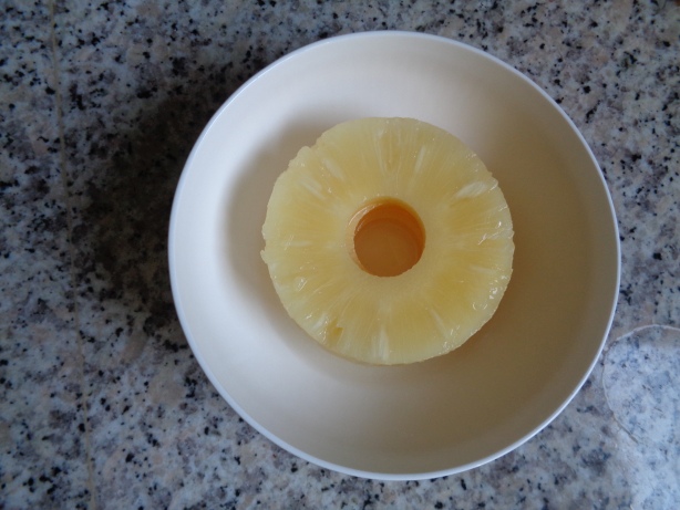 Ein paar Scheiben Ananas