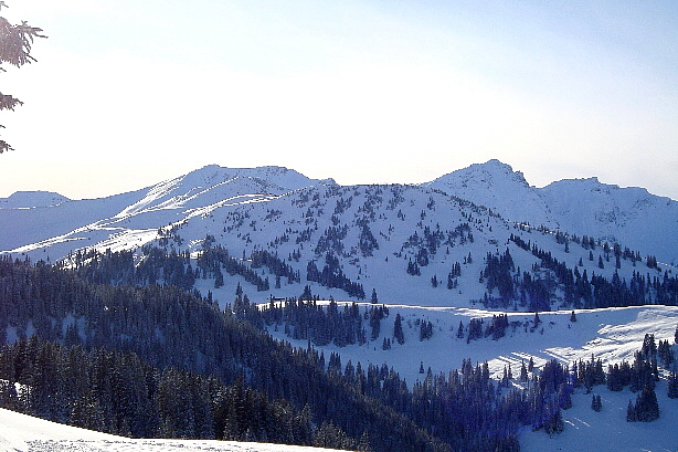 Rothorn (2354m), Fadeuer (2058m), Wannenspitz (1970m), Hochwang (2523m)