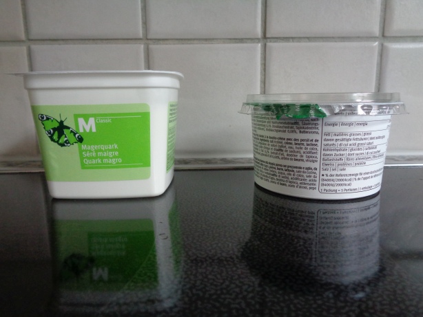 200 Gramm Frischkäse und 50 Gramm Magerquark