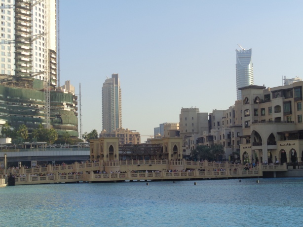 Burj Kalifa Lake - Dubai Fountain