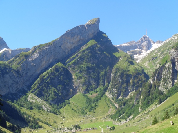 Rossmahd (1794m), Säntis (2502m)