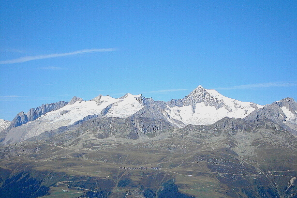 Unterbächhorn, Sparrhorn,  Lonzahörner, Aletschhorn, Bettmerhorn, Eggishorn